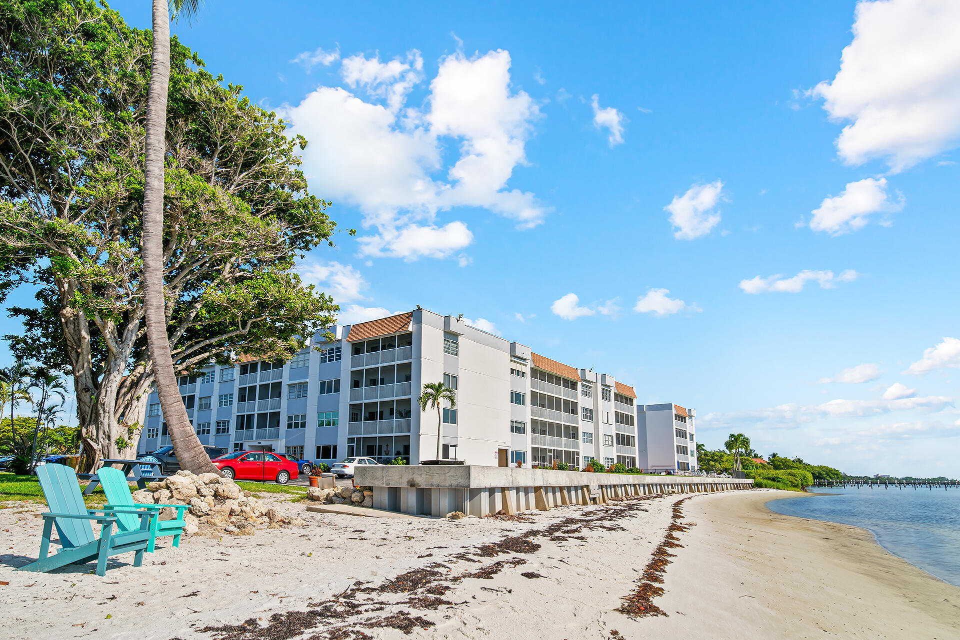 PALM LAKE NO 1 CONDO - Residential