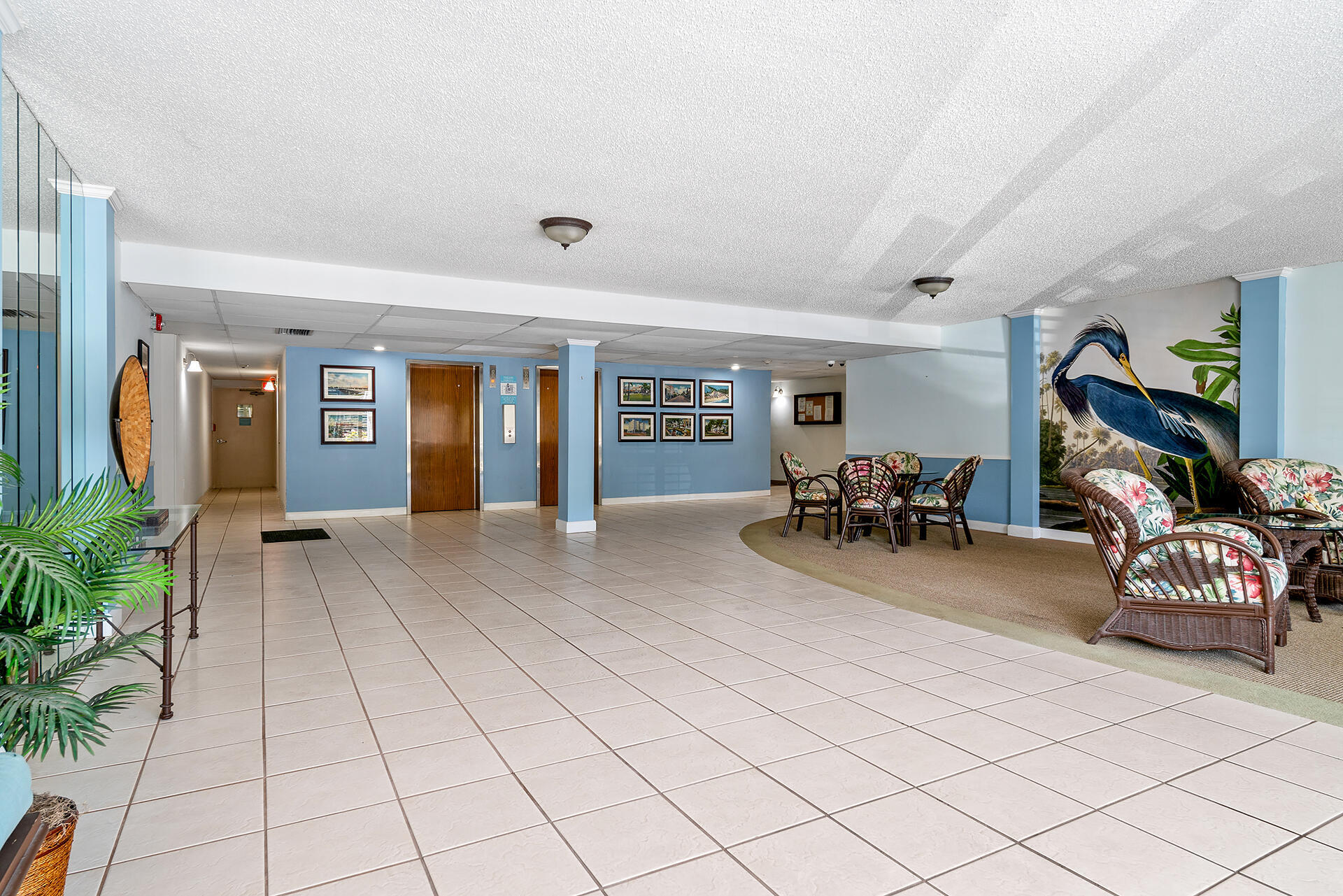 PALM LAKE NO 1 CONDO - Residential