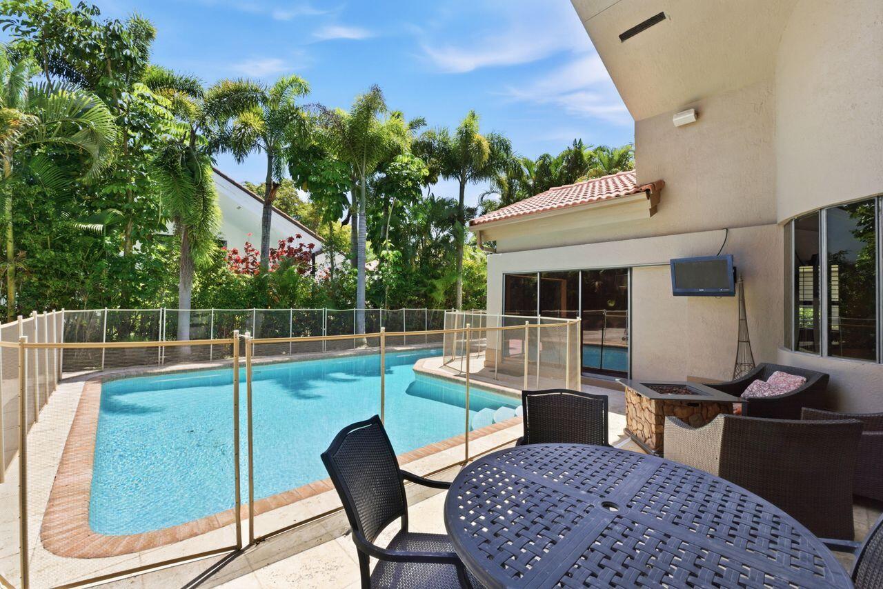 GLEN OAKS 1ST ADD - Residential