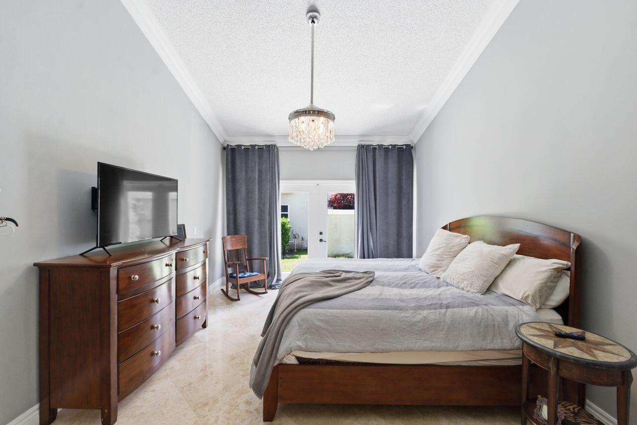 GLEN OAKS 1ST ADD - Residential