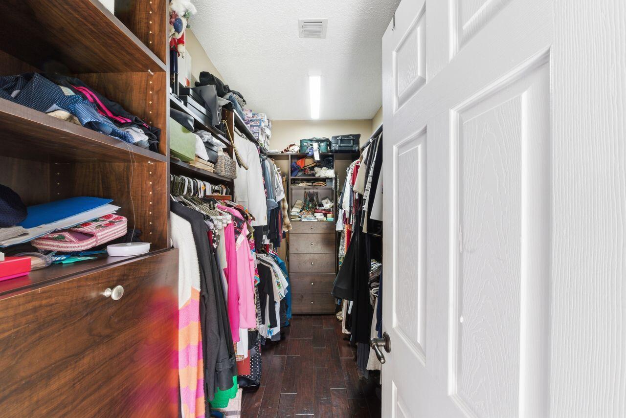 GLEN OAKS 1ST ADD - Residential