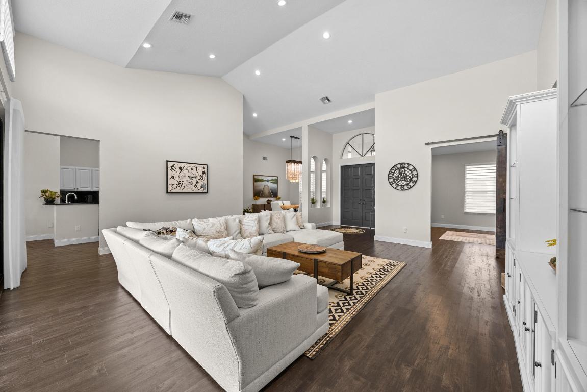 STONEBRIDGE - Residential