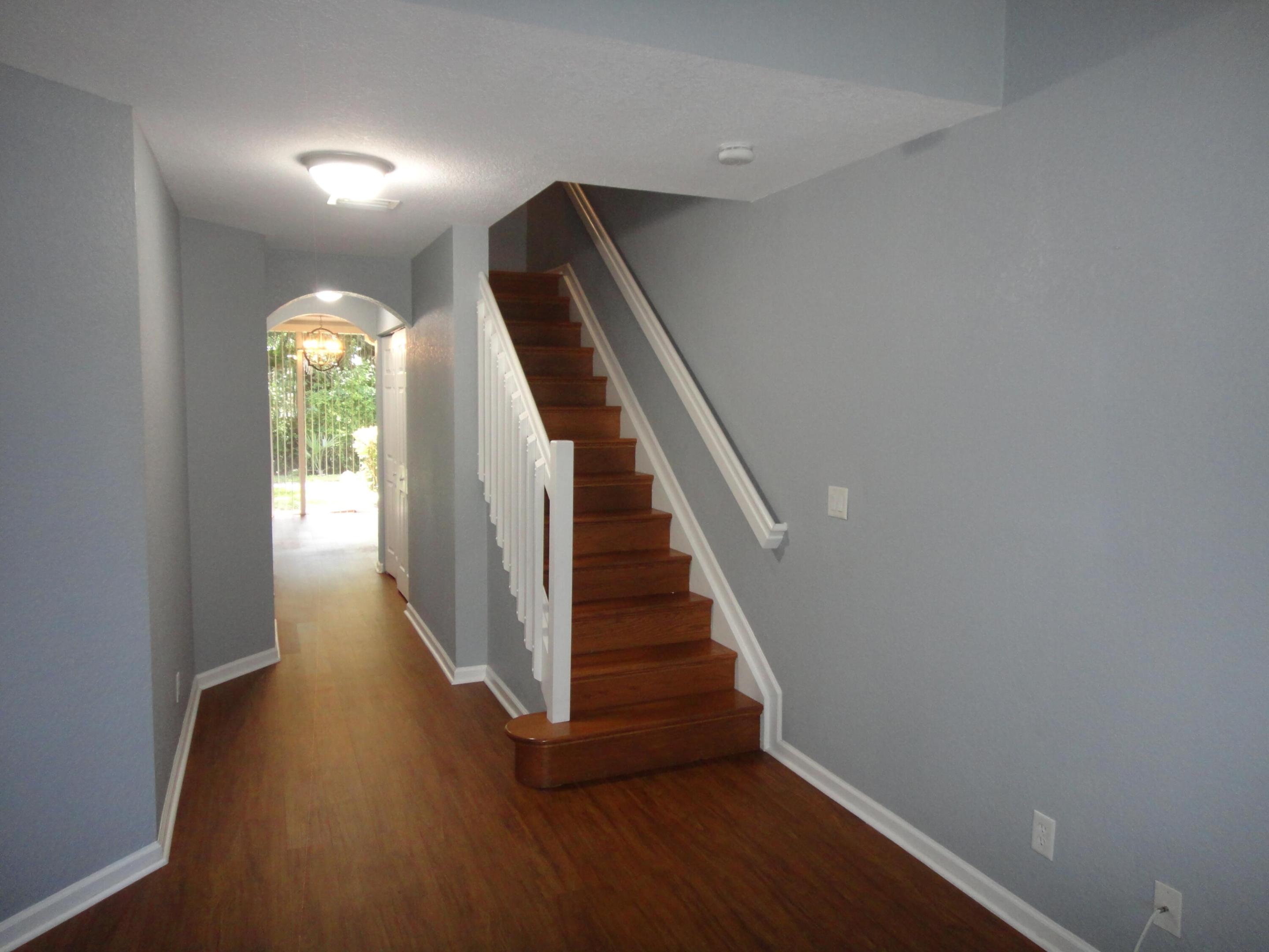 LINKS AT EMERALD DUNES CONDO - Residential Lease
