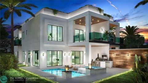 A home in Lauderdale By The Sea