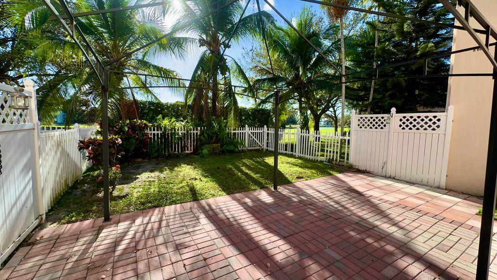 Photo of 8408 NW 40 Court, Sunrise, FL 33351 (MLS # R11063993)