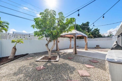Tiny photo for 5400 NE 4TH Terrace, Oakland Park, FL 33334 (MLS # B26088468)
