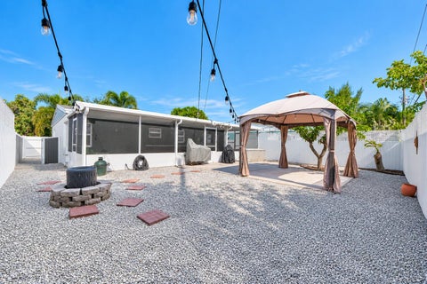 Tiny photo for 5400 NE 4TH Terrace, Oakland Park, FL 33334 (MLS # B26088468)