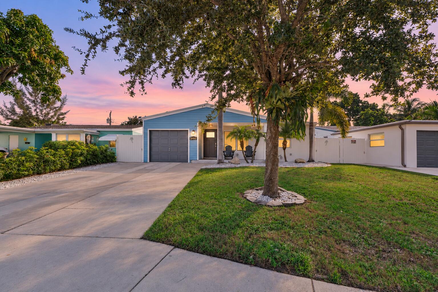 5400 NE 4TH Terrace