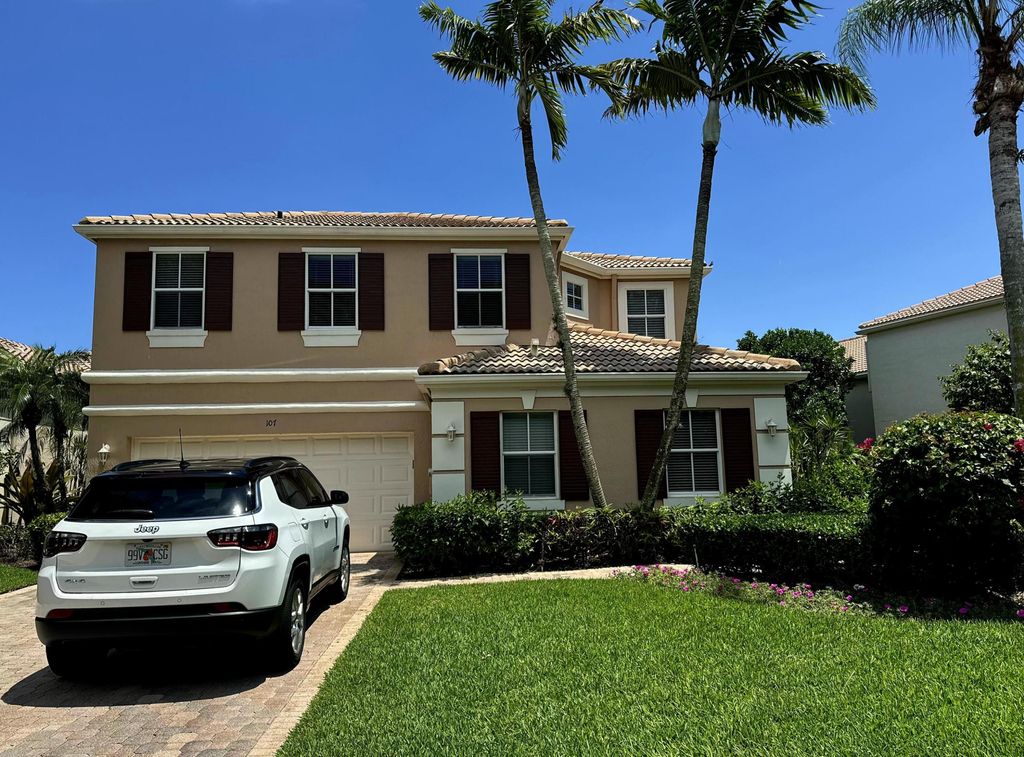 Photo of 107 Sunset Cove Lane, Palm Beach Gardens, FL 33418 (MLS # B26029414)