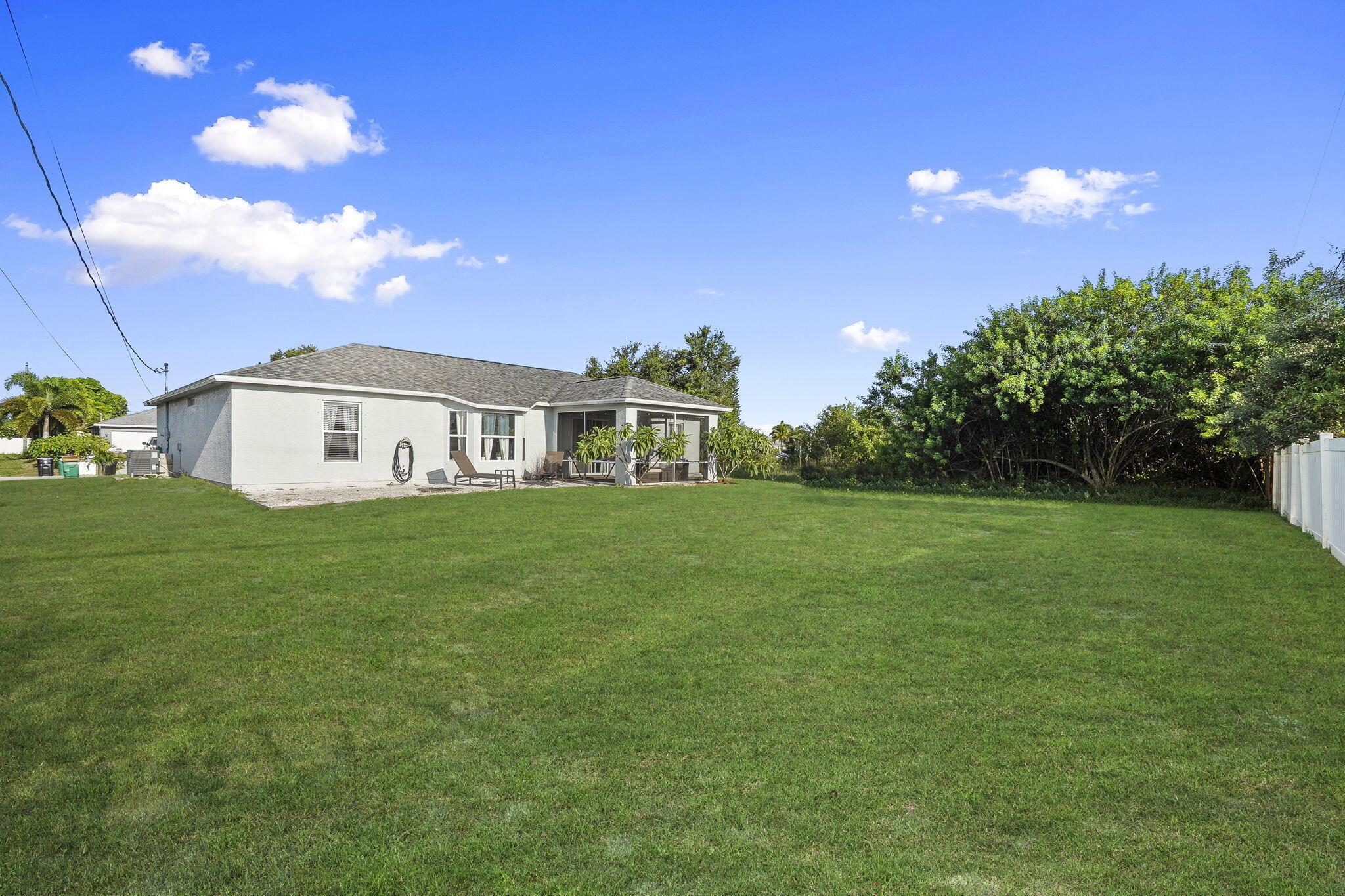 PORT ST LUCIE SECTION 15 - Residential