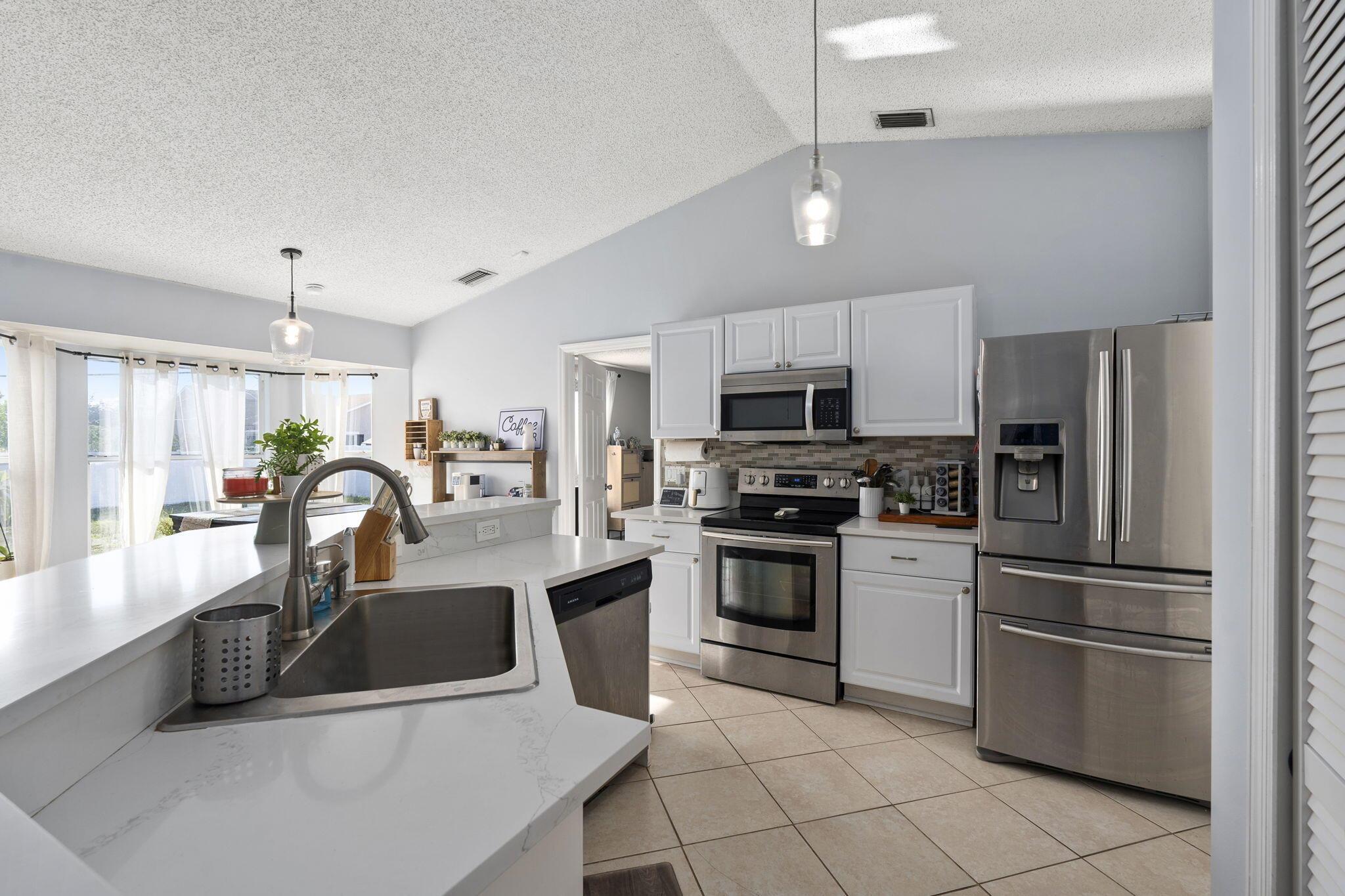 PORT ST LUCIE SECTION 15 - Residential