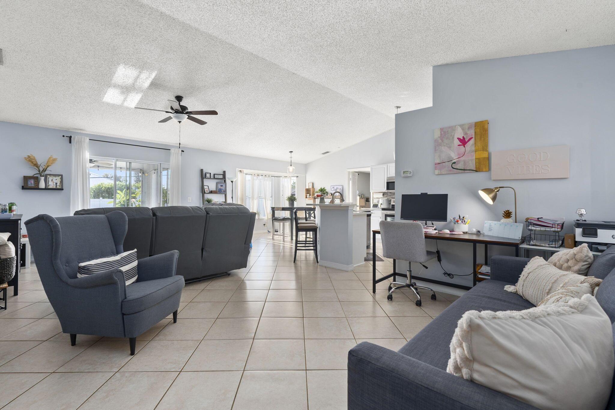 PORT ST LUCIE SECTION 15 - Residential