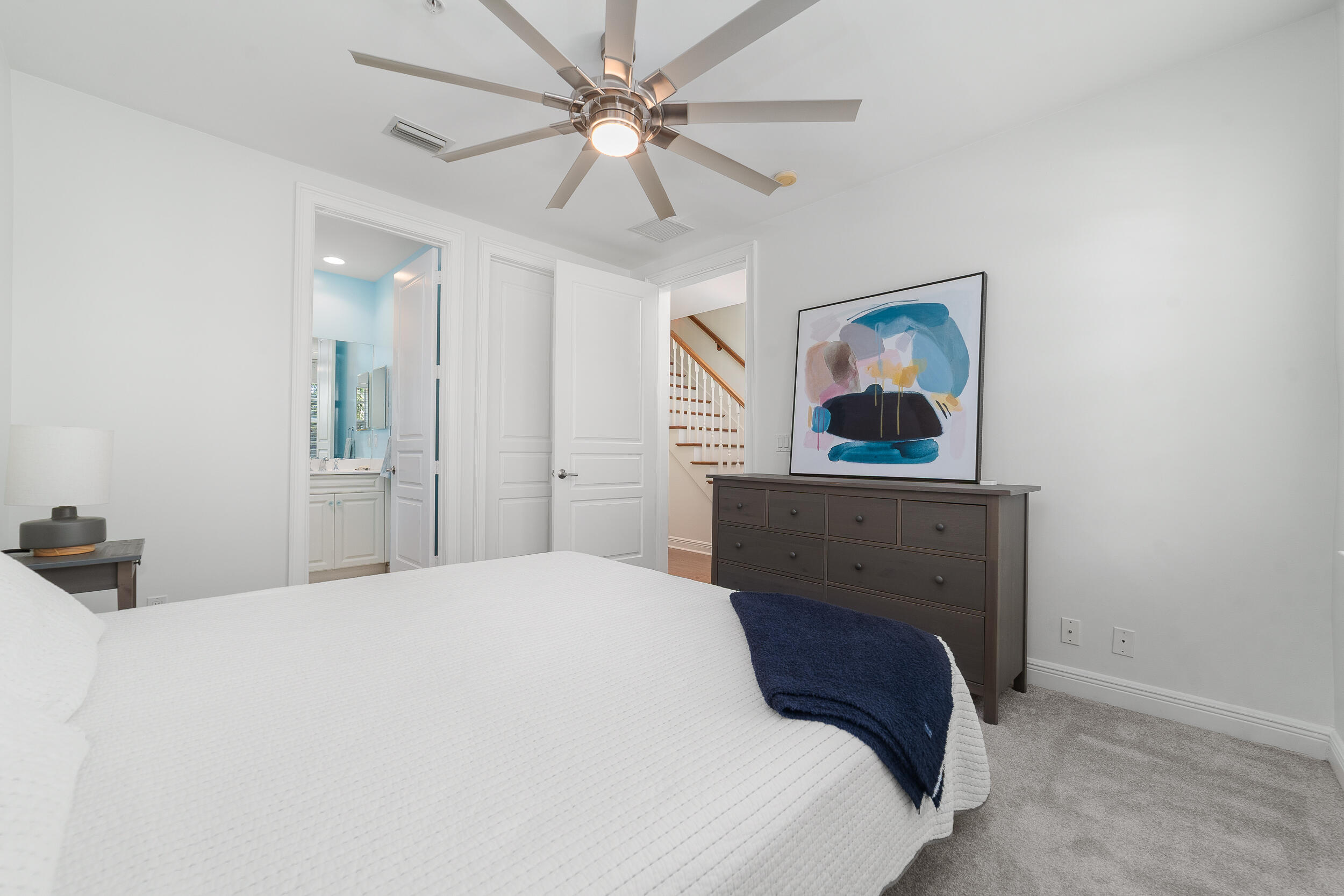 1002 E Heritage Club Circle