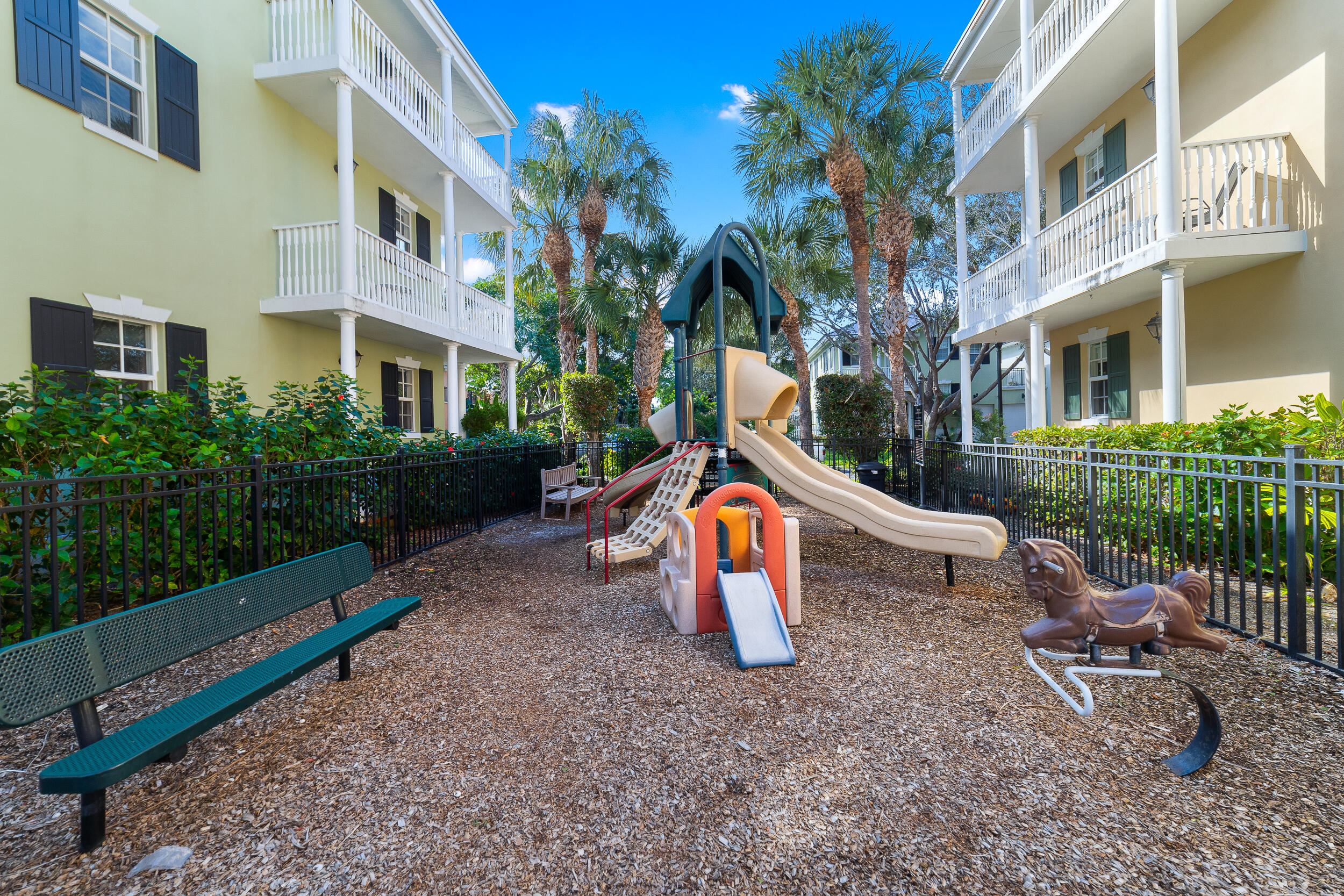 HERITAGE CLUB - Residential