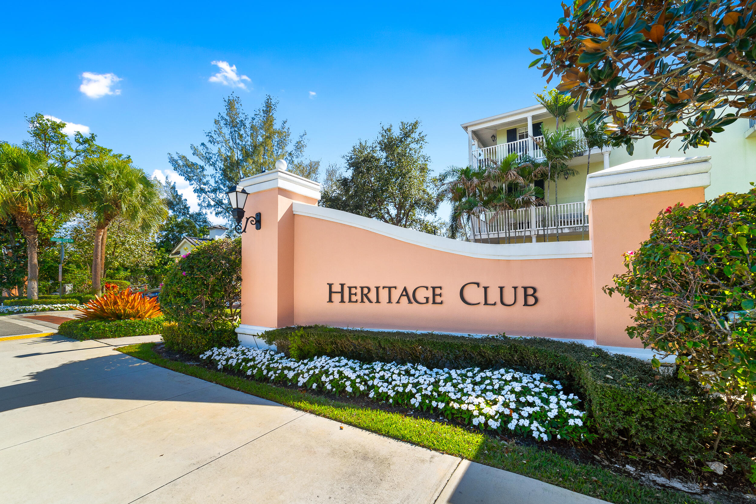 HERITAGE CLUB - Residential