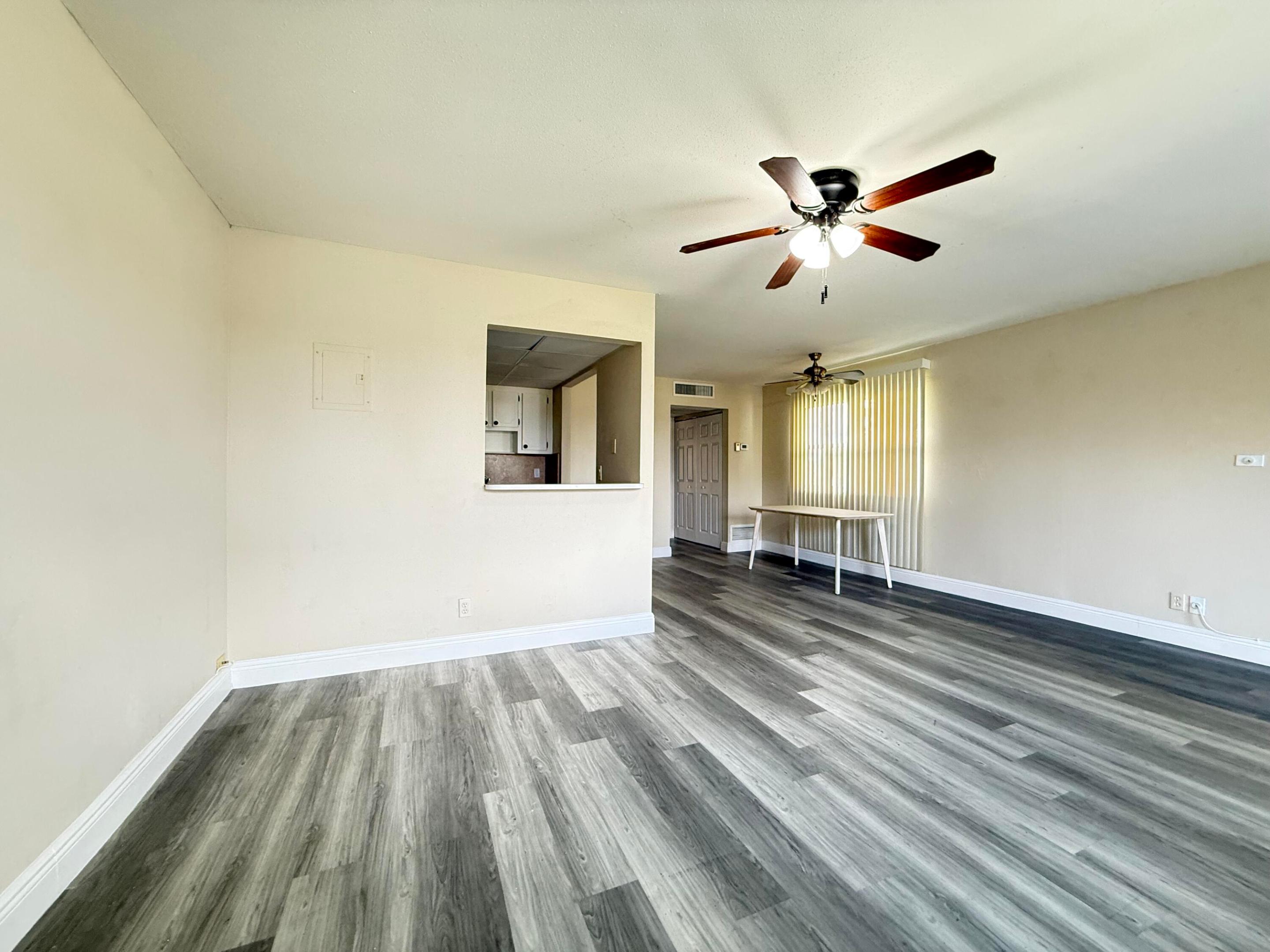 KINGS POINT TUSCANY CONDOS - Residential Lease