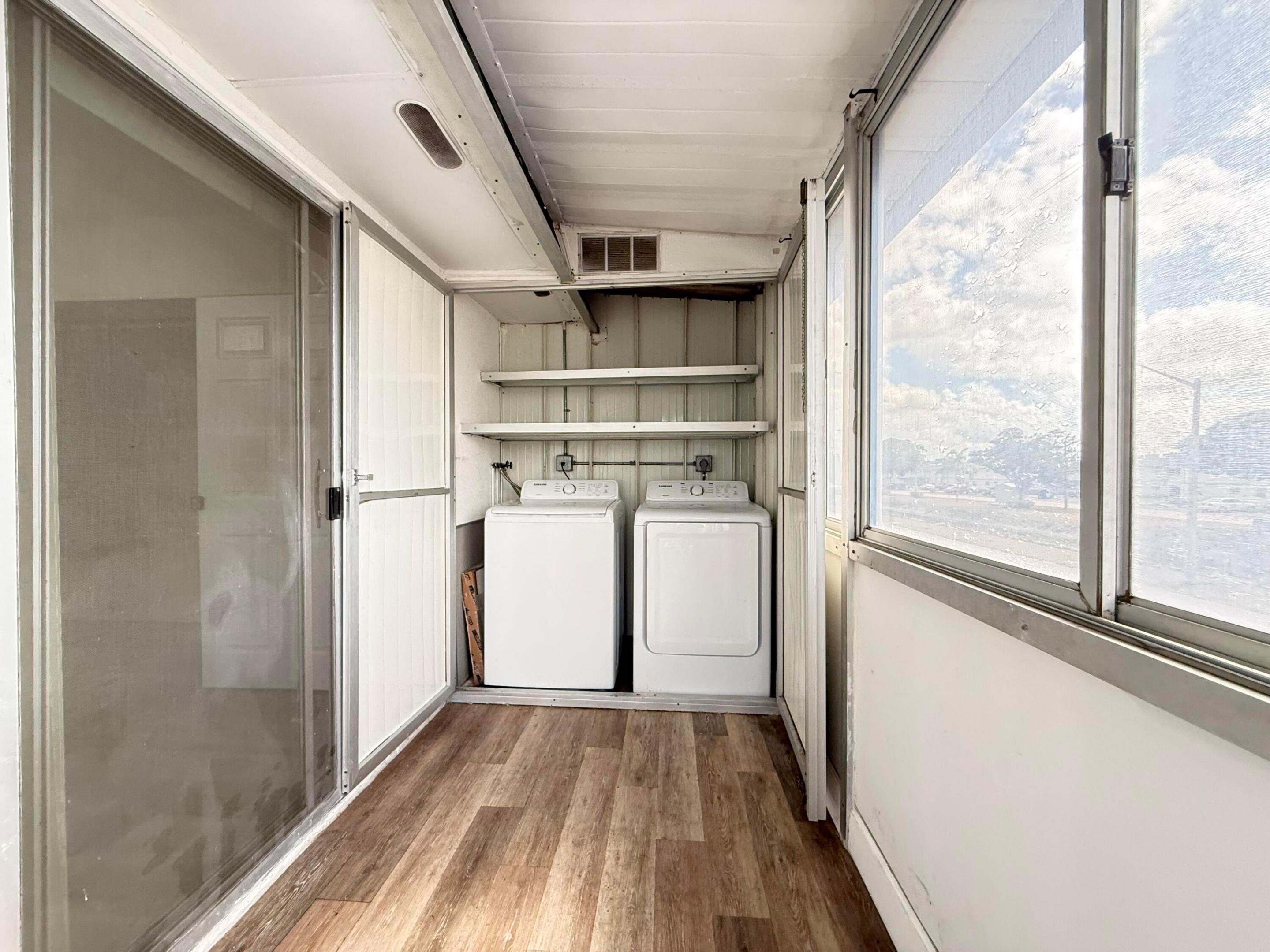 KINGS POINT TUSCANY CONDOS - Residential Lease