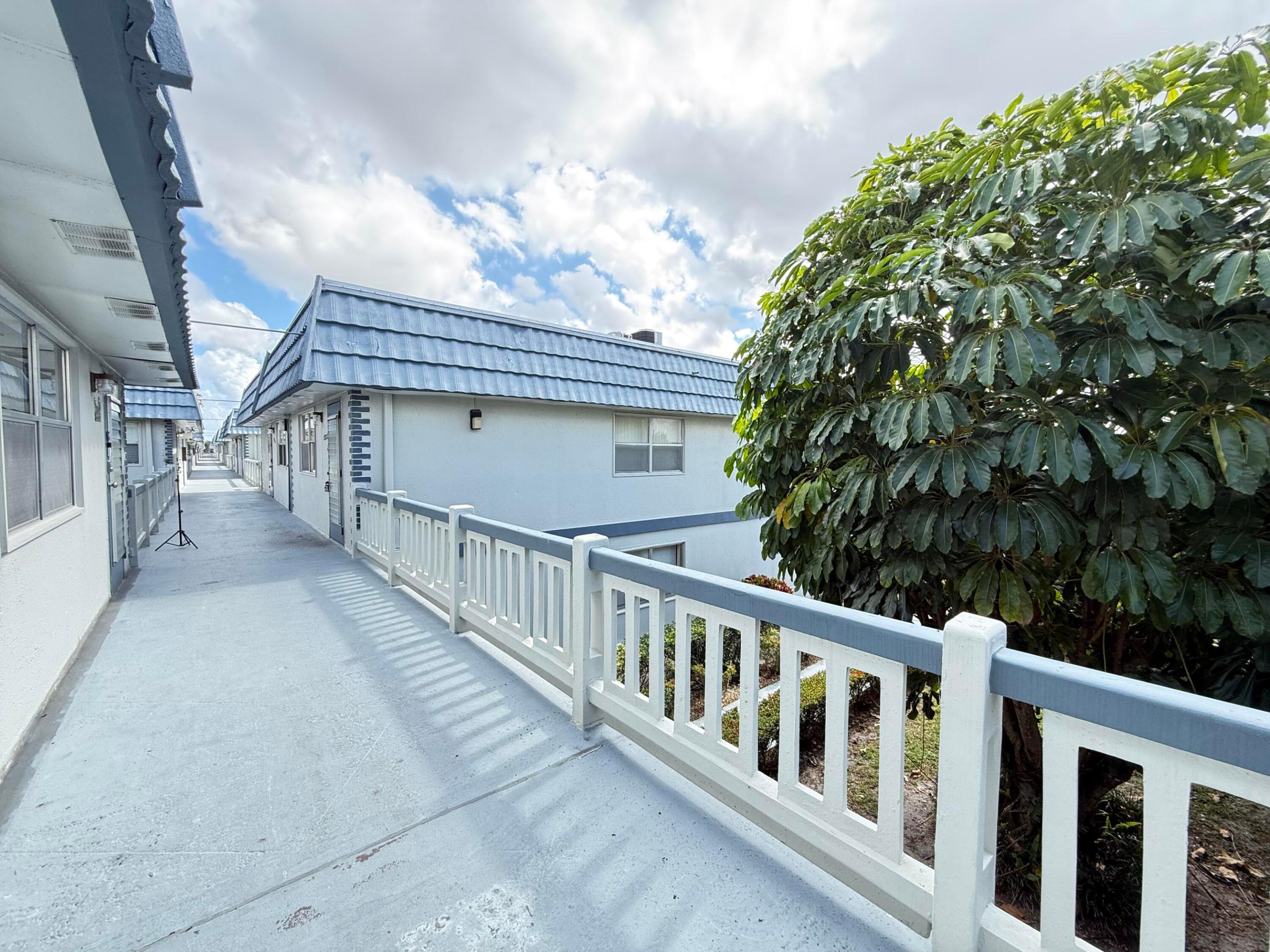 KINGS POINT TUSCANY CONDOS - Residential Lease