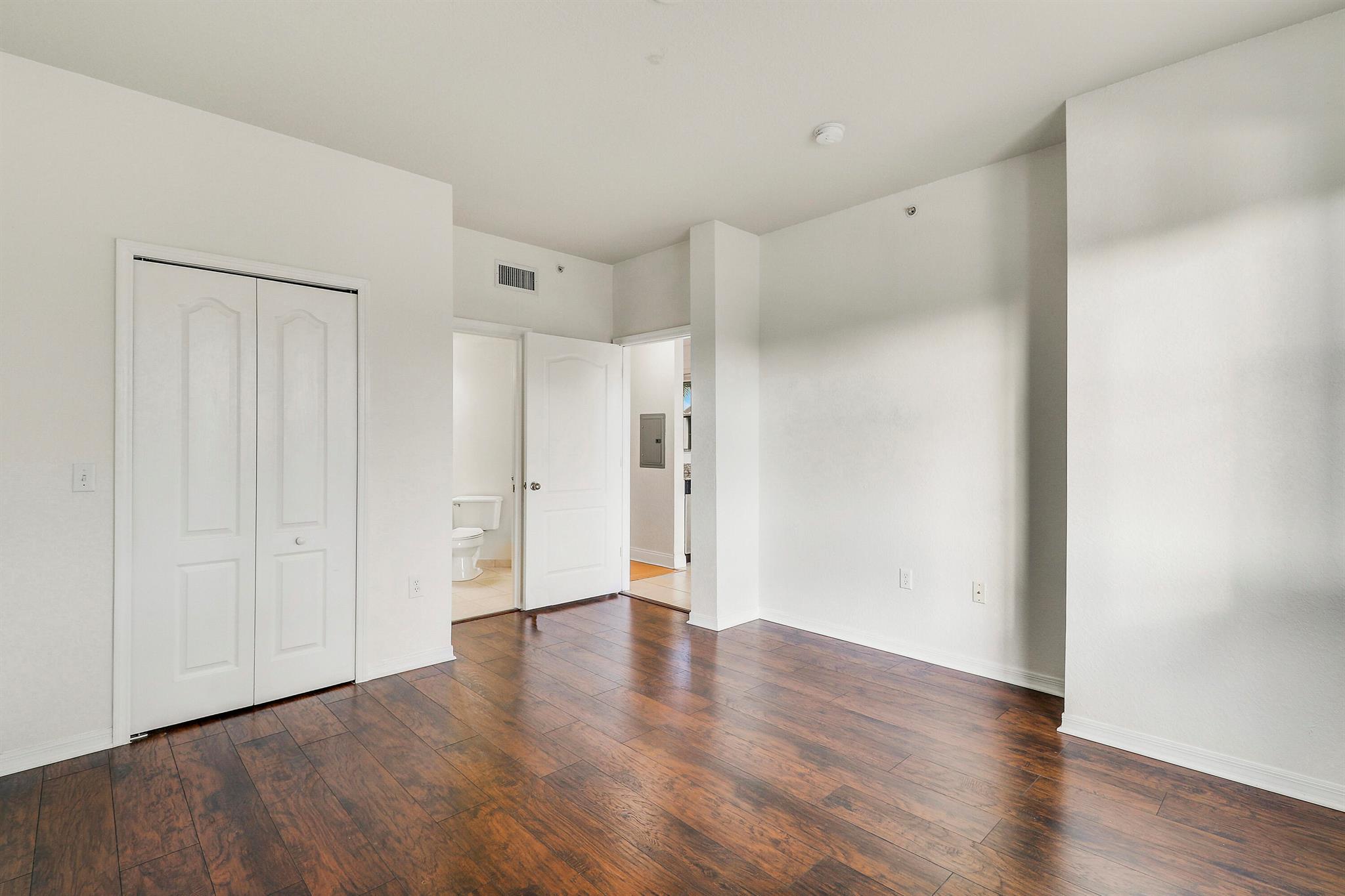 RESIDENCES AT LEGACY PLAC - Residential