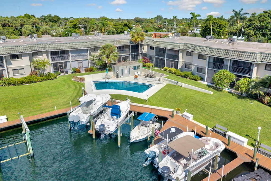 Photo of 326 Northlake Drive #201, North Palm Beach, FL 33408 (MLS # B26071078)