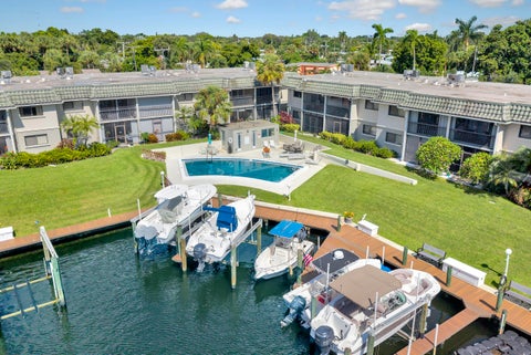 Photo of 326 Northlake Drive #201, North Palm Beach, FL 33408 (MLS # B26071078)