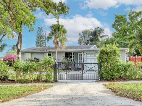 A home in Deerfield Beach