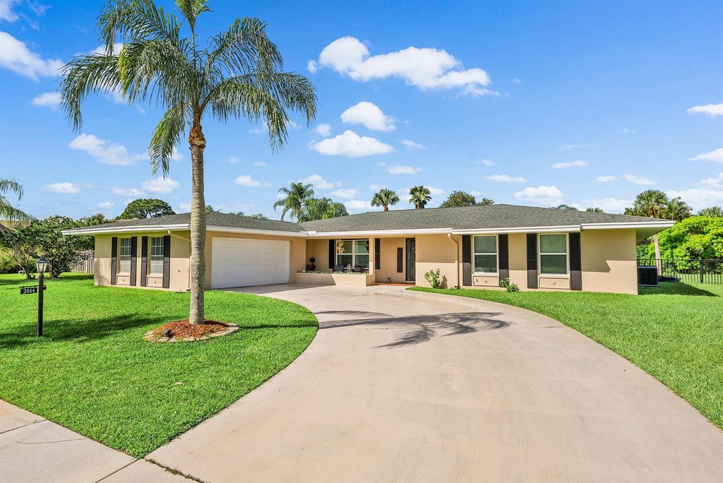 Photo of 2844 SE Ginza Street, Port St Lucie, FL 34952 (MLS # R10910572)