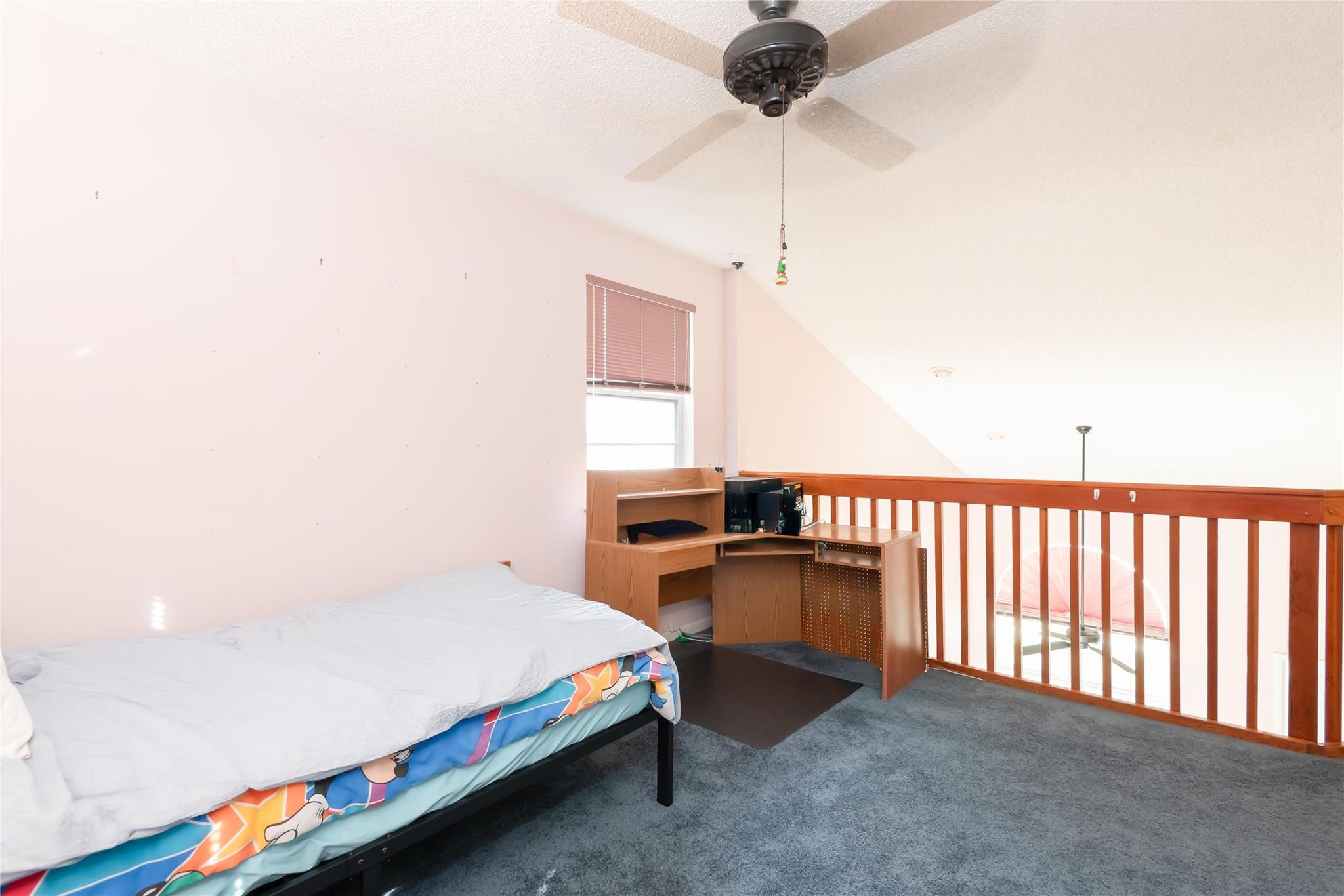 SAWGRASS ESTATES - Residential