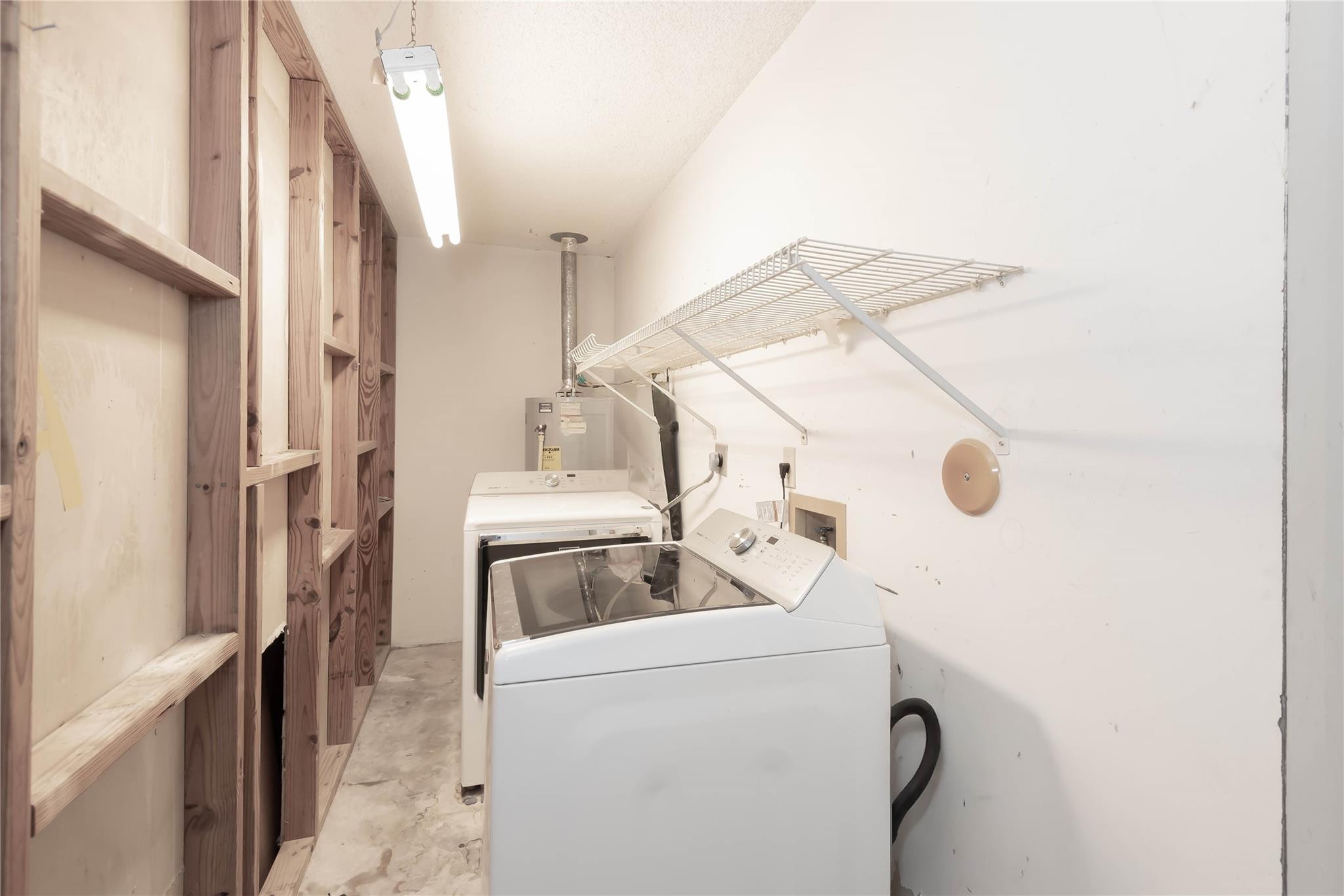 SAWGRASS ESTATES - Residential