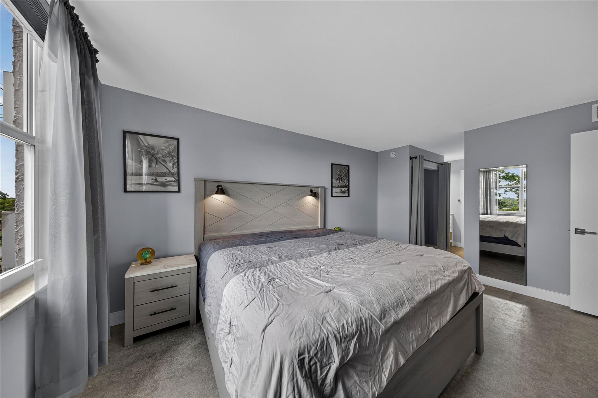 DRAKE TOWER CONDO - Residential Lease