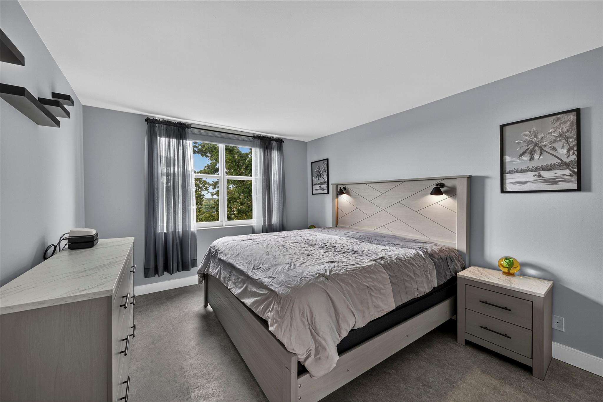 DRAKE TOWER CONDO - Residential Lease