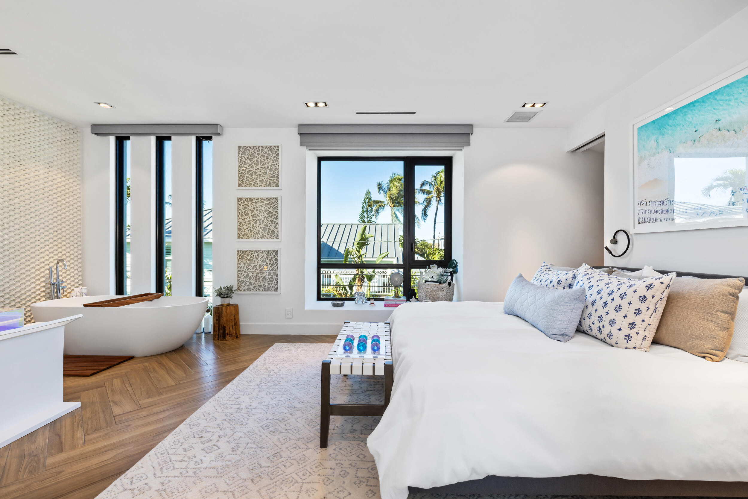 SHORE VIEW IN - Residential