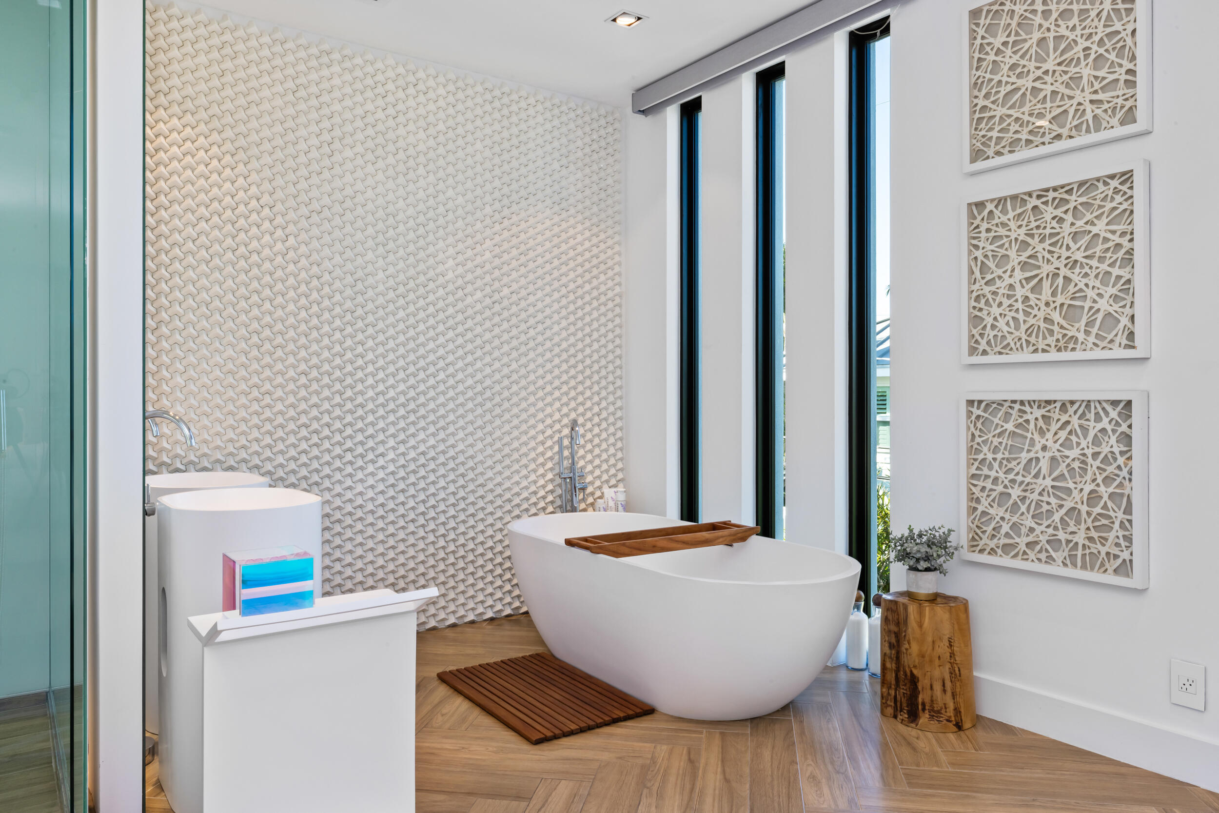 SHORE VIEW IN - Residential