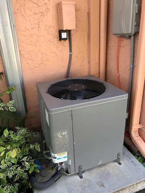 GOLDEN LAKES VILLAGE CONDO 1 THRU 13-A - Residential