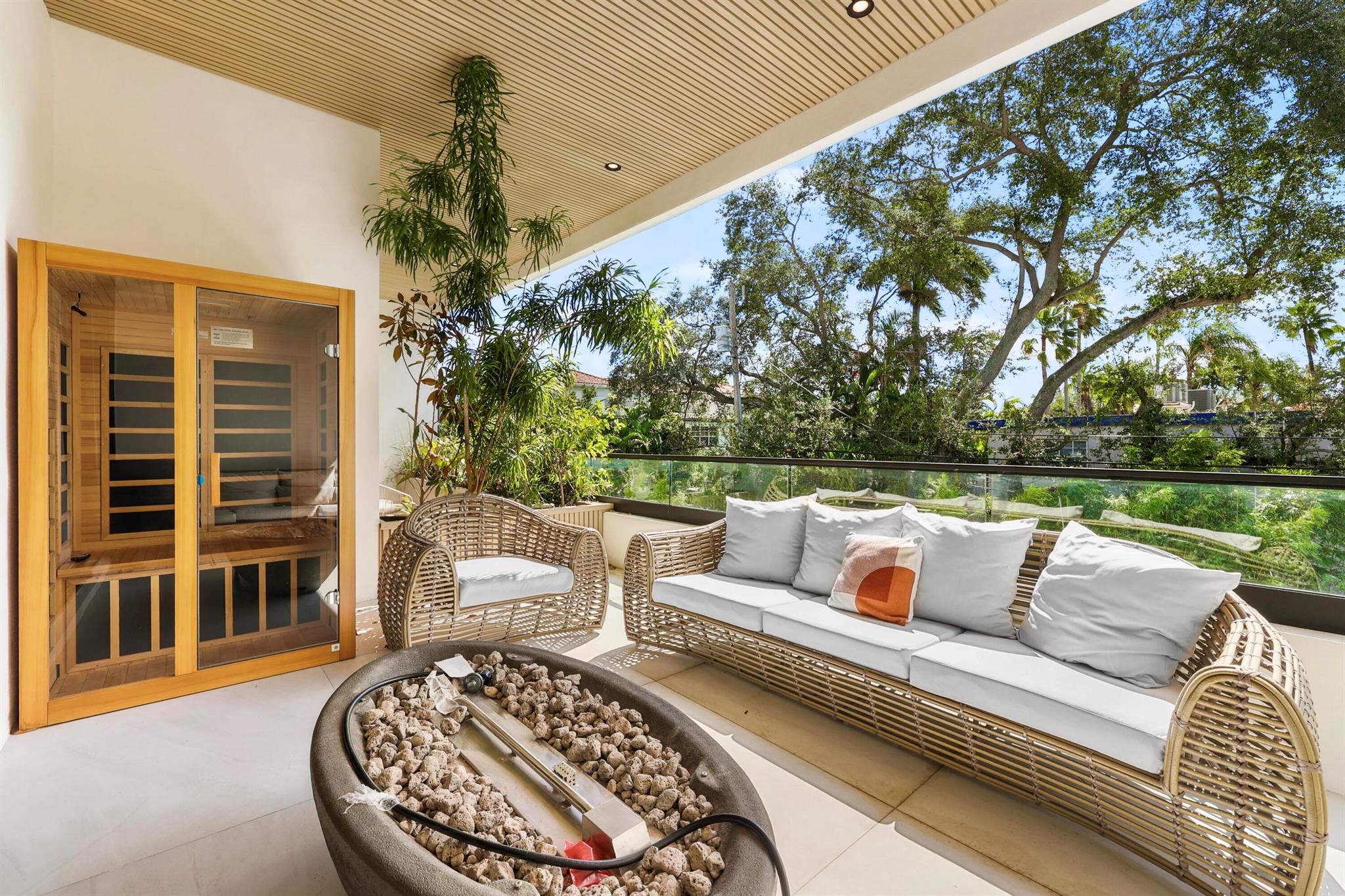 LAS OLAS PARK - Residential