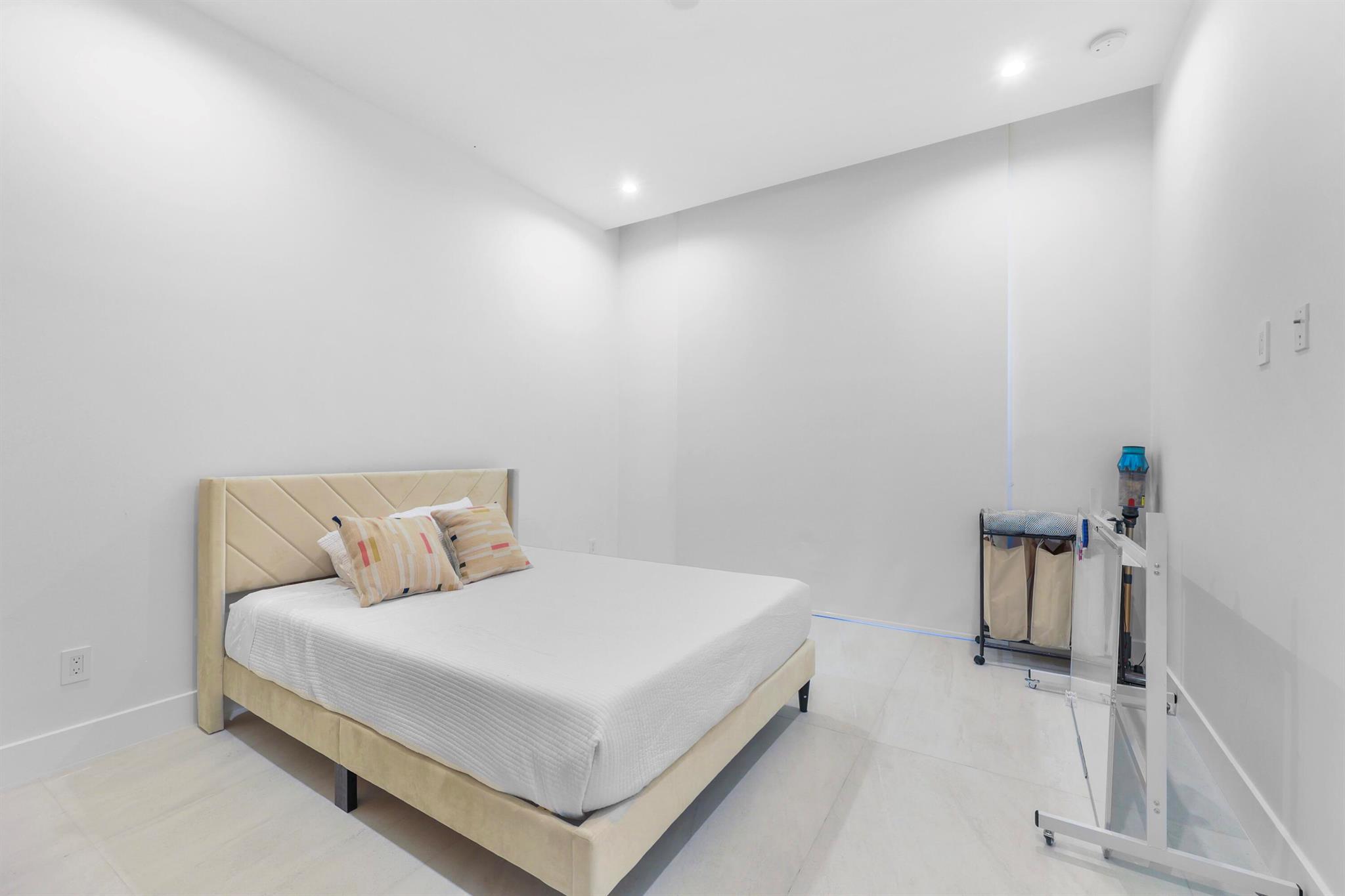 LAS OLAS PARK - Residential