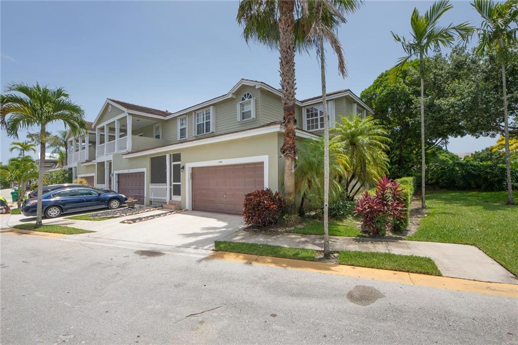 CINNAMON CROSSINGS - Residential