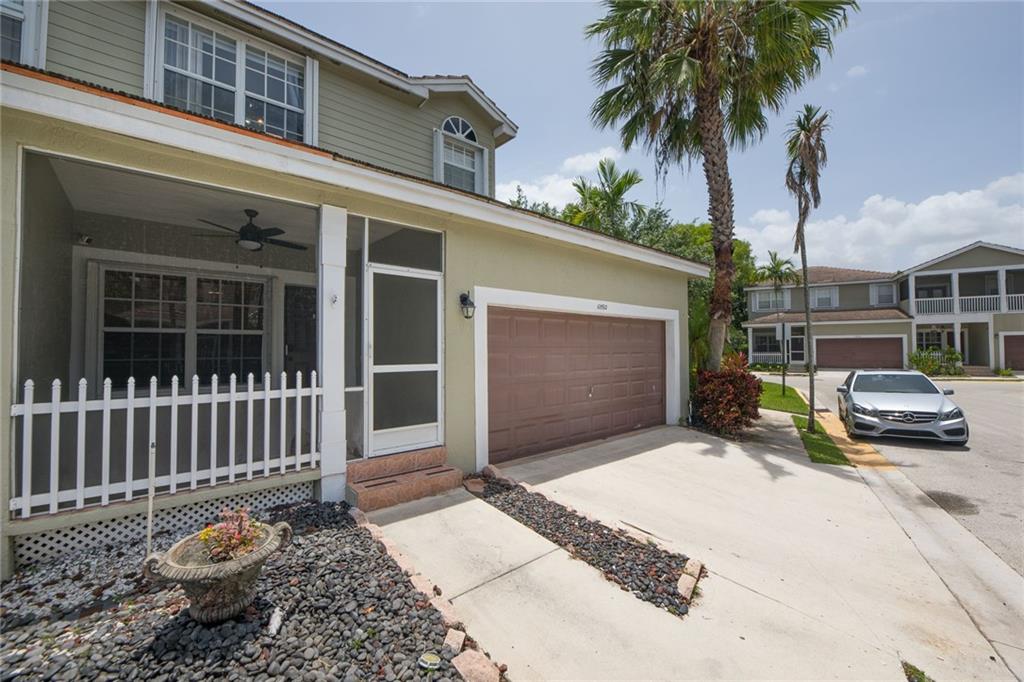 CINNAMON CROSSINGS - Residential