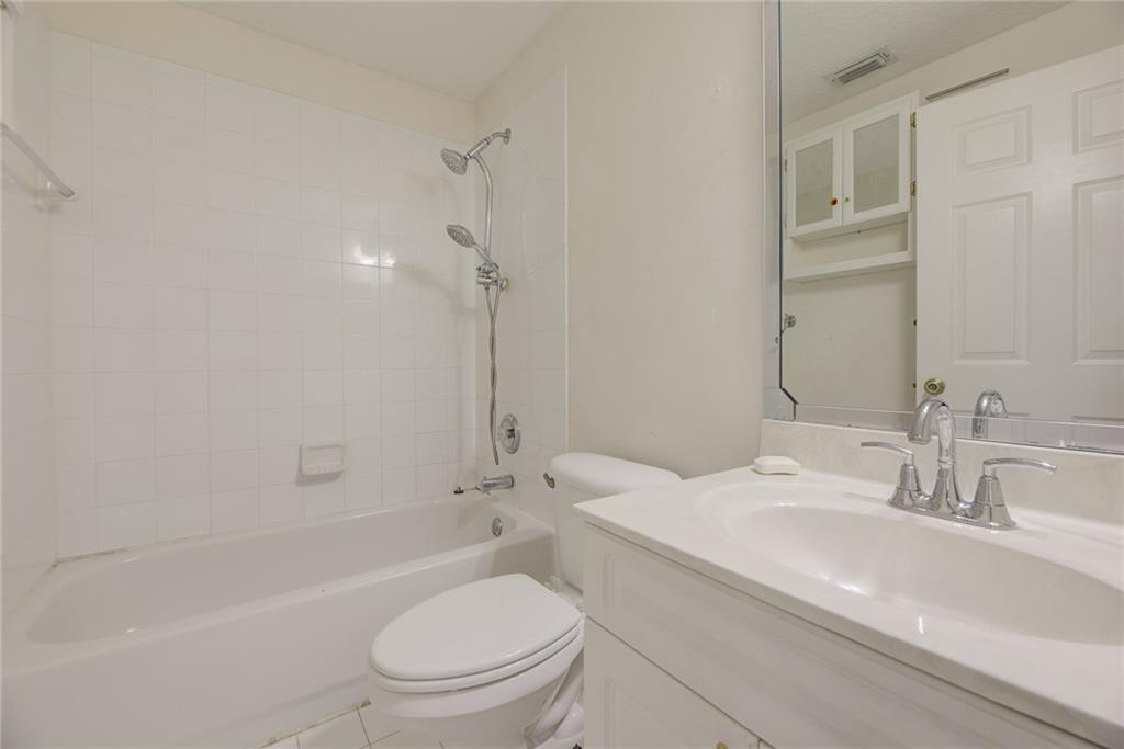 CINNAMON CROSSINGS - Residential