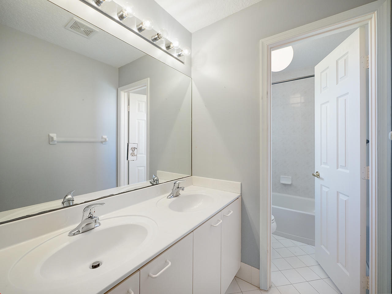 OLYMPIA 2 - Residential