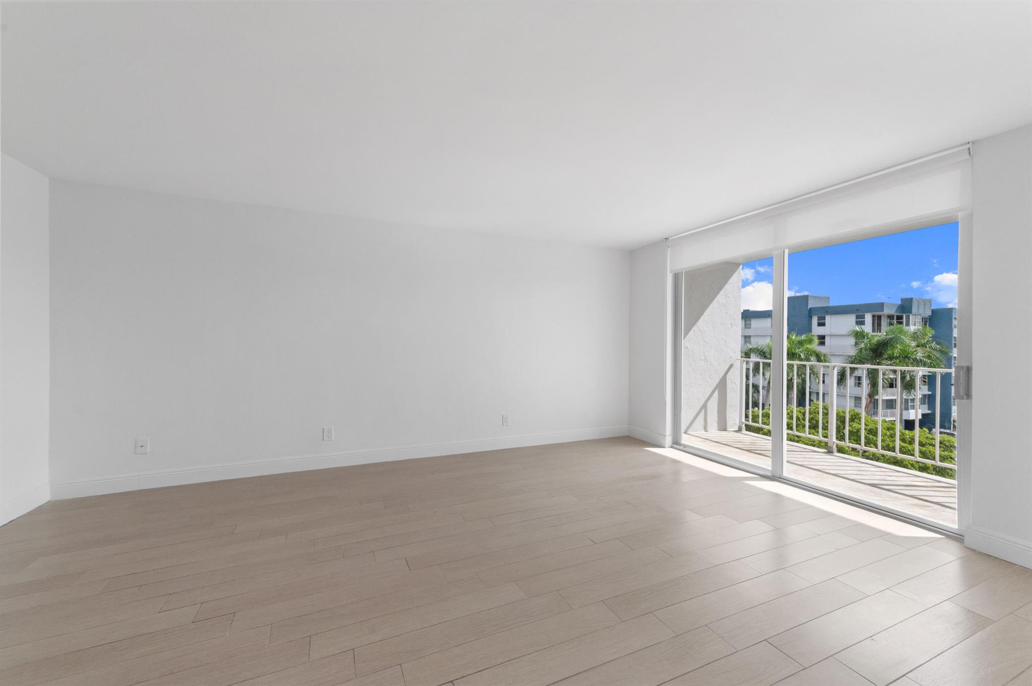 REEF NORTH CONDO - Residential Lease