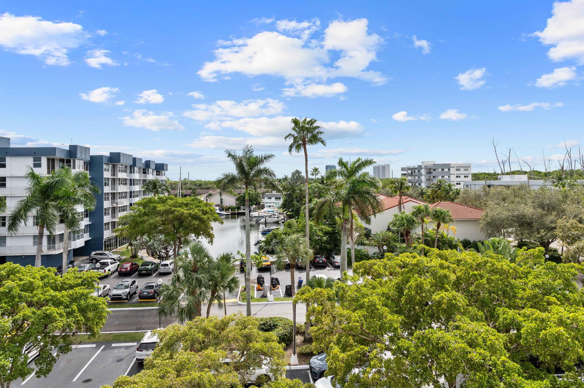 REEF NORTH CONDO - Residential Lease