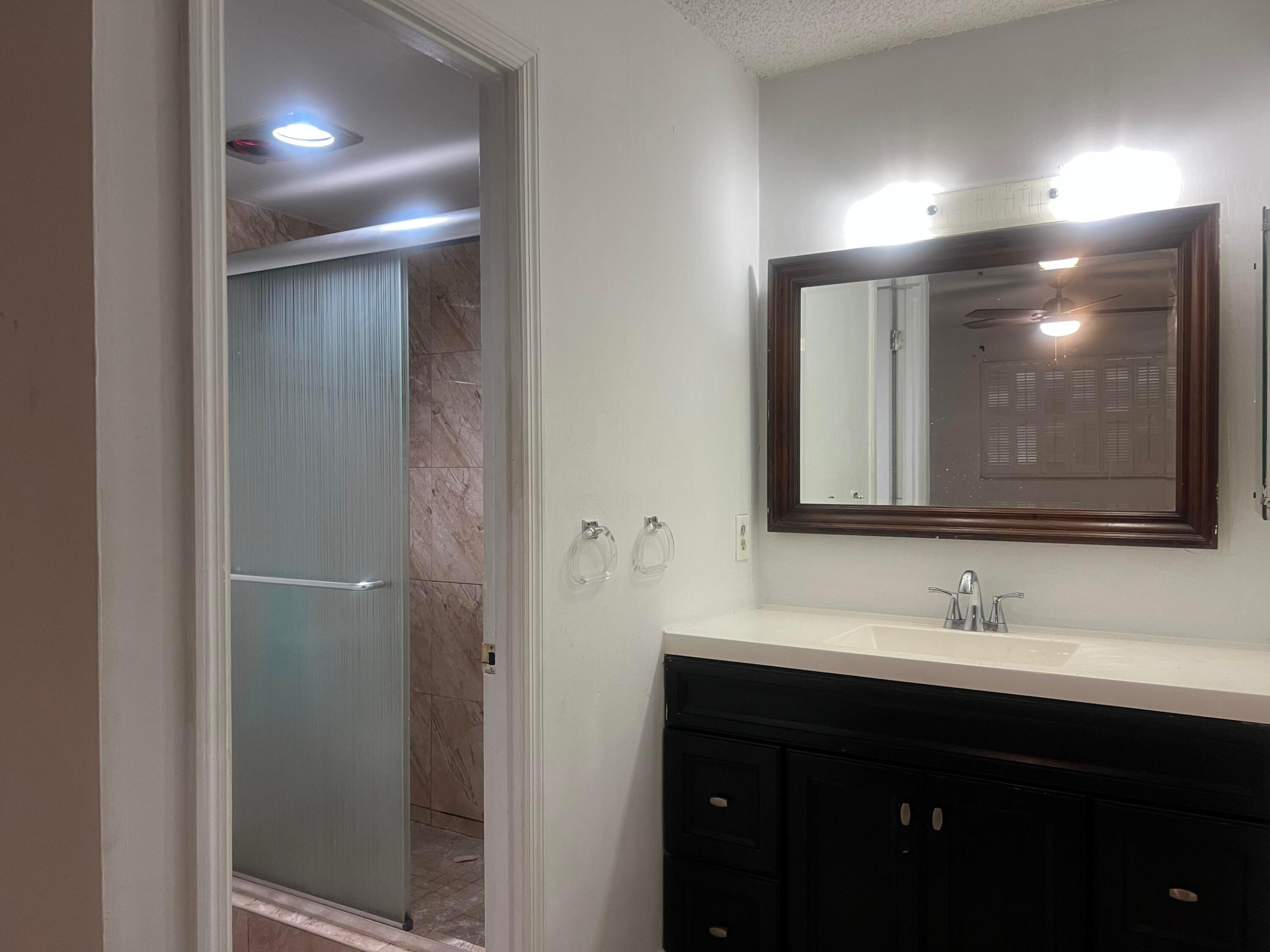 GARDEN LAKES OF INVERRARY - Residential