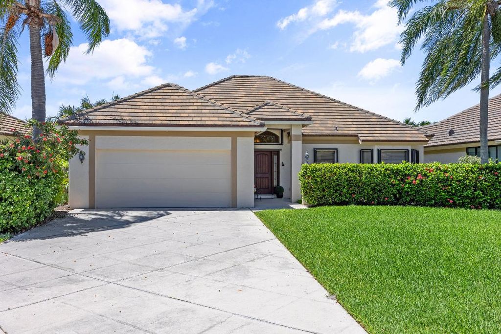 Photo of 13057 SE Green Turtle Way, Jupiter, FL 33469 (MLS # R10988699)