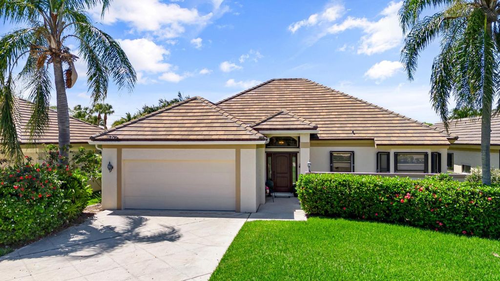 Photo of 13057 SE Green Turtle Way, Jupiter, FL 33469 (MLS # R10988699)
