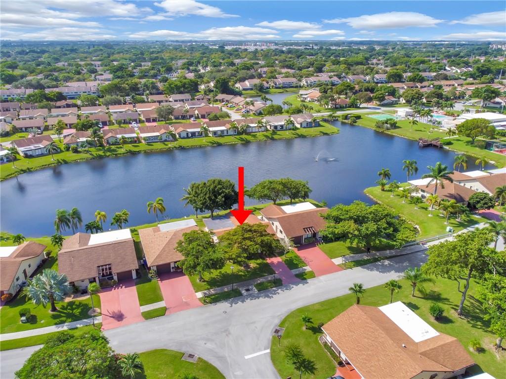 The Meadows Of Crystal La - Residential
