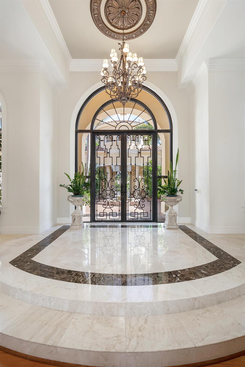 RIVERSIDE ON THE LOXAHATC - Residential