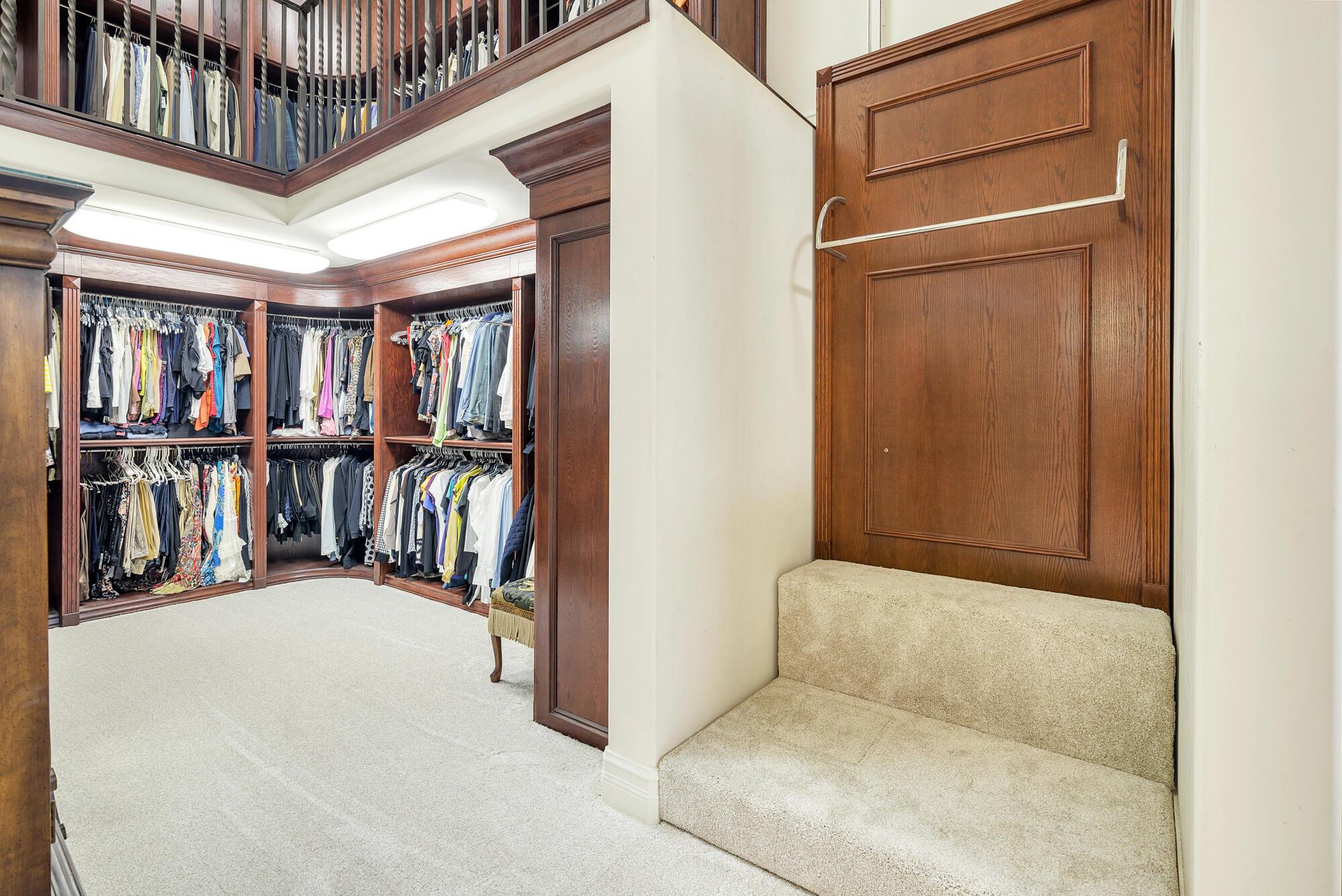 RIVERSIDE ON THE LOXAHATC - Residential