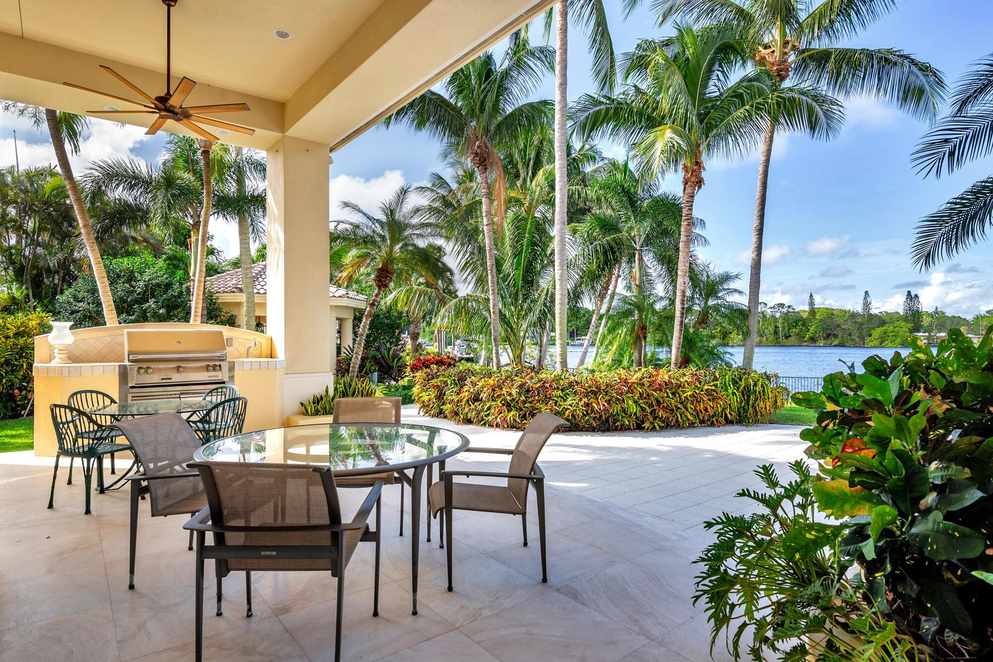 RIVERSIDE ON THE LOXAHATC - Residential