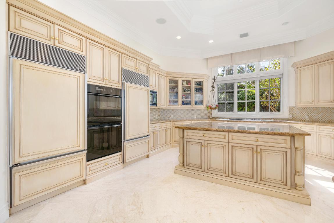 RIVERSIDE ON THE LOXAHATCHEE - Residential